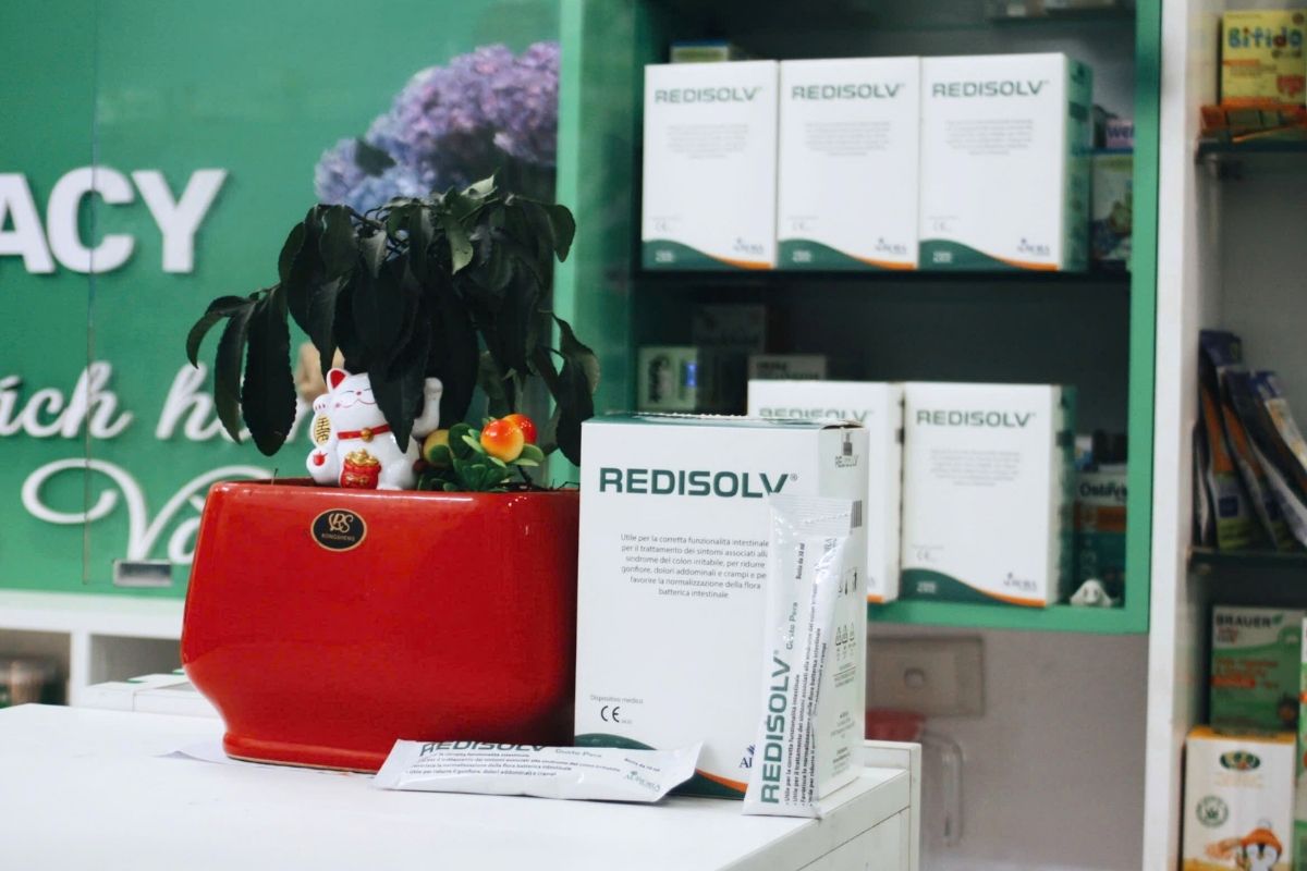 Redisolv được bày bán tại nhà thuốc