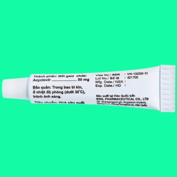 Kem bôi da Acyclovir Sinil 8 Kem bôi da Acyclovir Sinil giúp điều trị herpes simplex môi và sinh dục