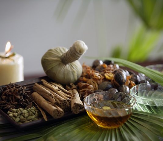 Hoạt động hỗ trợ nghiên cứu lâm sàng