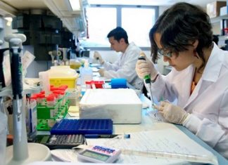 Sản xuất thuốc chứa thành phần nội tiết, hormon