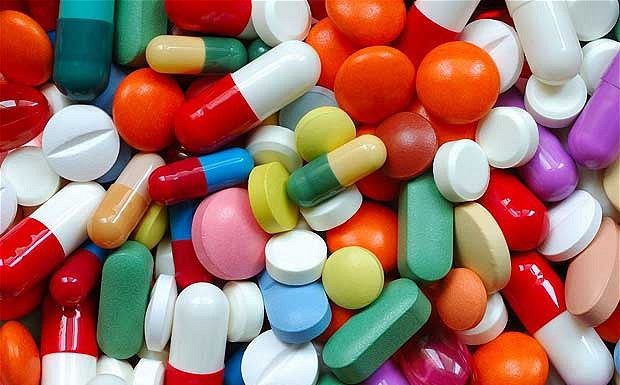 Công văn 15817/QLD-ĐK công bố danh mục nguyên liệu làm thuốc phải thực hiện cấp phép nhập khẩu của thuốc trong nước đã được cấp SĐK Công văn 15817/QLD-ĐK công bố danh mục nguyên liệu làm thuốc phải thực hiện cấp phép nhập khẩu của thuốc trong nước đã được cấp SĐK